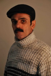 Исрафилов Амрулла Абдулхад.
Родился в 1962 в Кубинском р-не, Республика Азербайджан.
1980- 1982 гг. учеба в Художественном училище.
1987 1993 гг. учеба в Азербайджанском Государственном Университете, факультет станковой графики.
1995 г член Союза Художников Азербайджана.
Участник республиканских и международных выставок с 1993 г.
Основные выставки:
1993- выставка «Авангард», г. Баку.
1994 Международная выставка, ГДР.
1996 г Выставка «Золотая осень», г. Баку.
1999 г Выставка «Навруз», г. Баку.
2001 г - Международная выставка, г. Киев.
2006 г Выставка «Национальные музыкальные инструменты Азербайджана», г. Баку.
2006 г Всемирная выставка Бьеннале, Иран.
Работы художника находятся в частных коллекциях Франции, Англии, Германии, и других странах
Живет и работает в Баку. Исрафилов Амрулла Абдулхад.ог